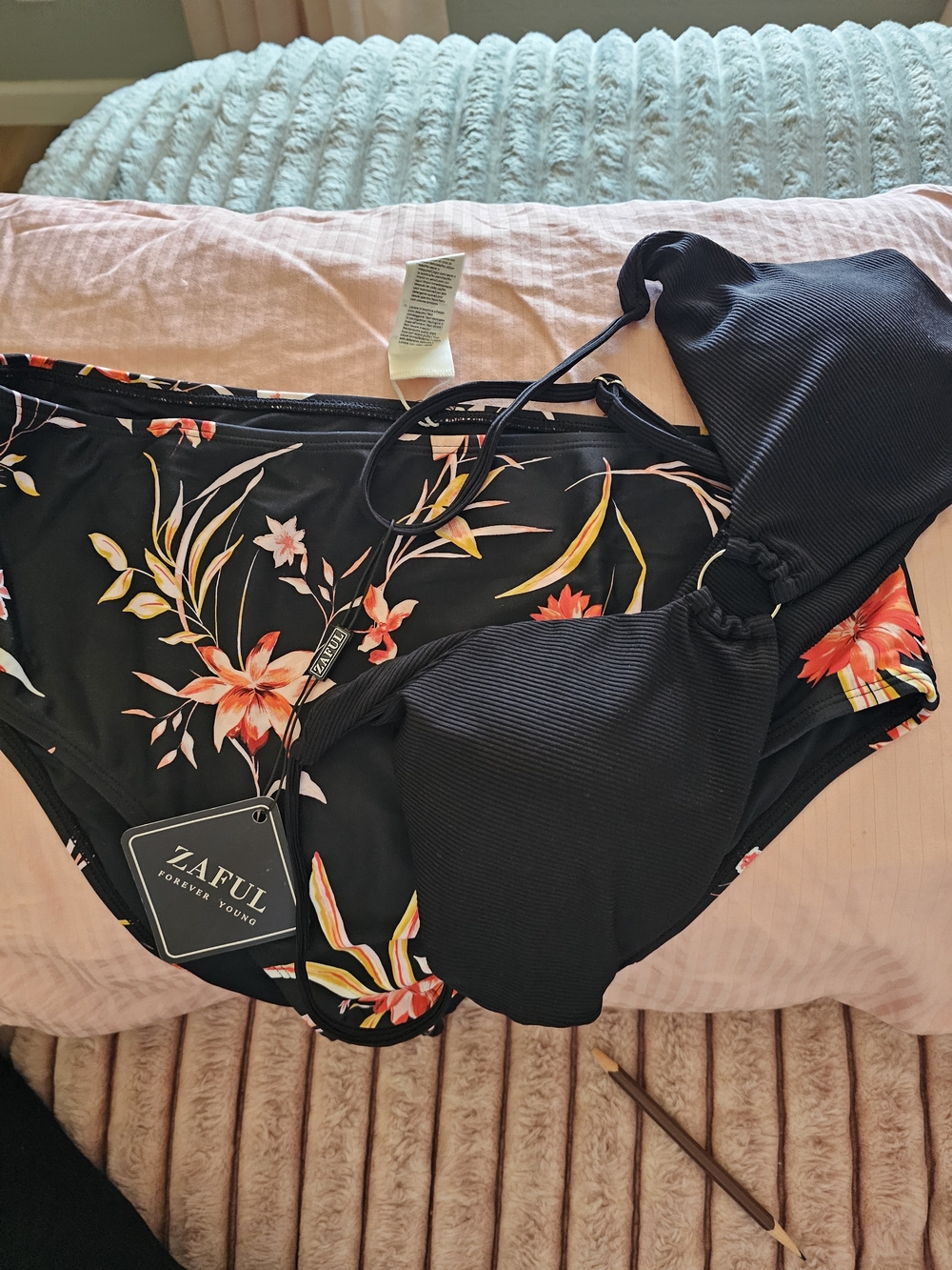 Zaful Black Floral Bikini Set